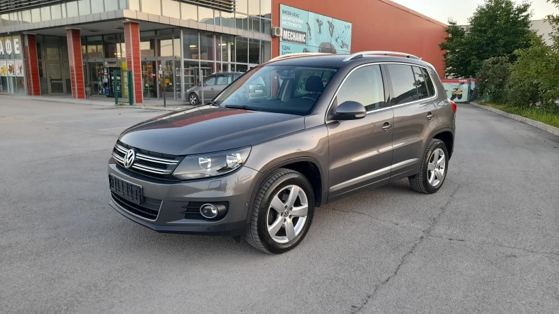 VW Tiguan 2.0  TDI - AVTOMAT , снимка 2 - Автомобили и джипове - 46105281