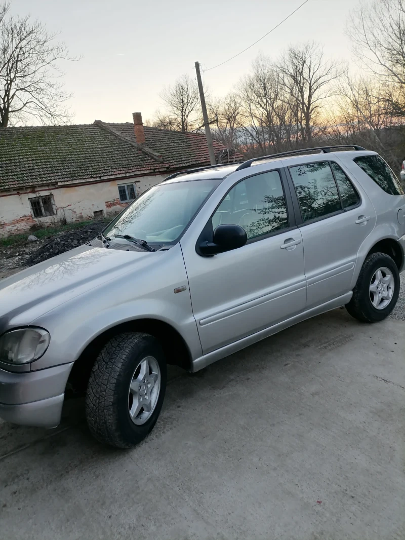 Mercedes-Benz ML 230, снимка 8 - Автомобили и джипове - 48504241