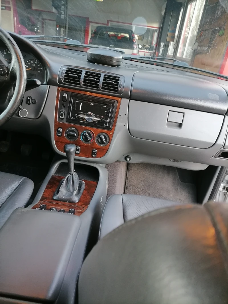 Mercedes-Benz ML 230, снимка 4 - Автомобили и джипове - 48504241