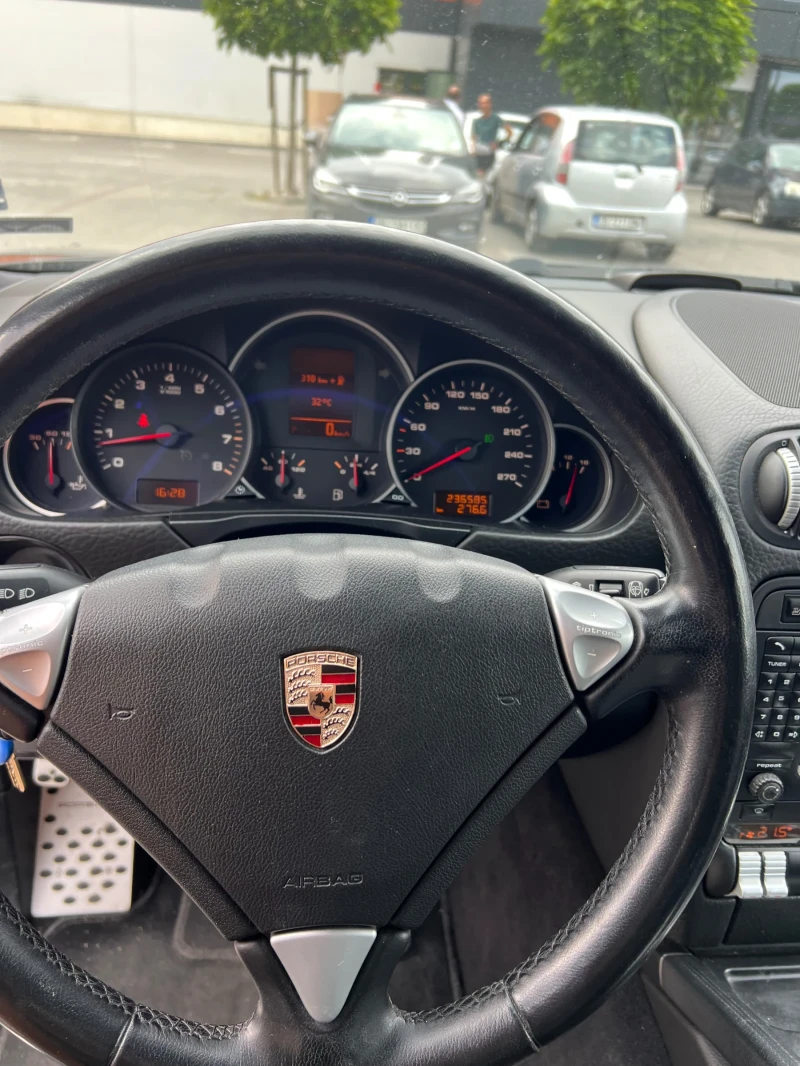 Porsche Cayenne, снимка 2 - Автомобили и джипове - 51288147