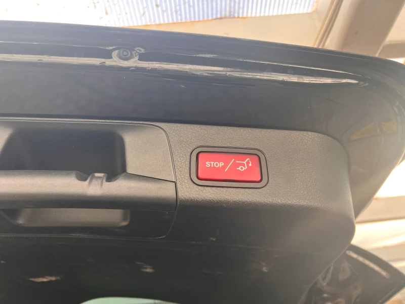 Mercedes-Benz GLB 250 4matic AMG Line, снимка 7 - Автомобили и джипове - 53054454