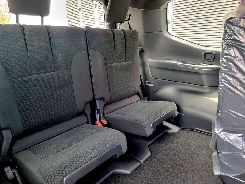 Toyota Land cruiser LAND CRUISER GXR V6 4.0-G00 2025 , снимка 10 - Автомобили и джипове - 53409747