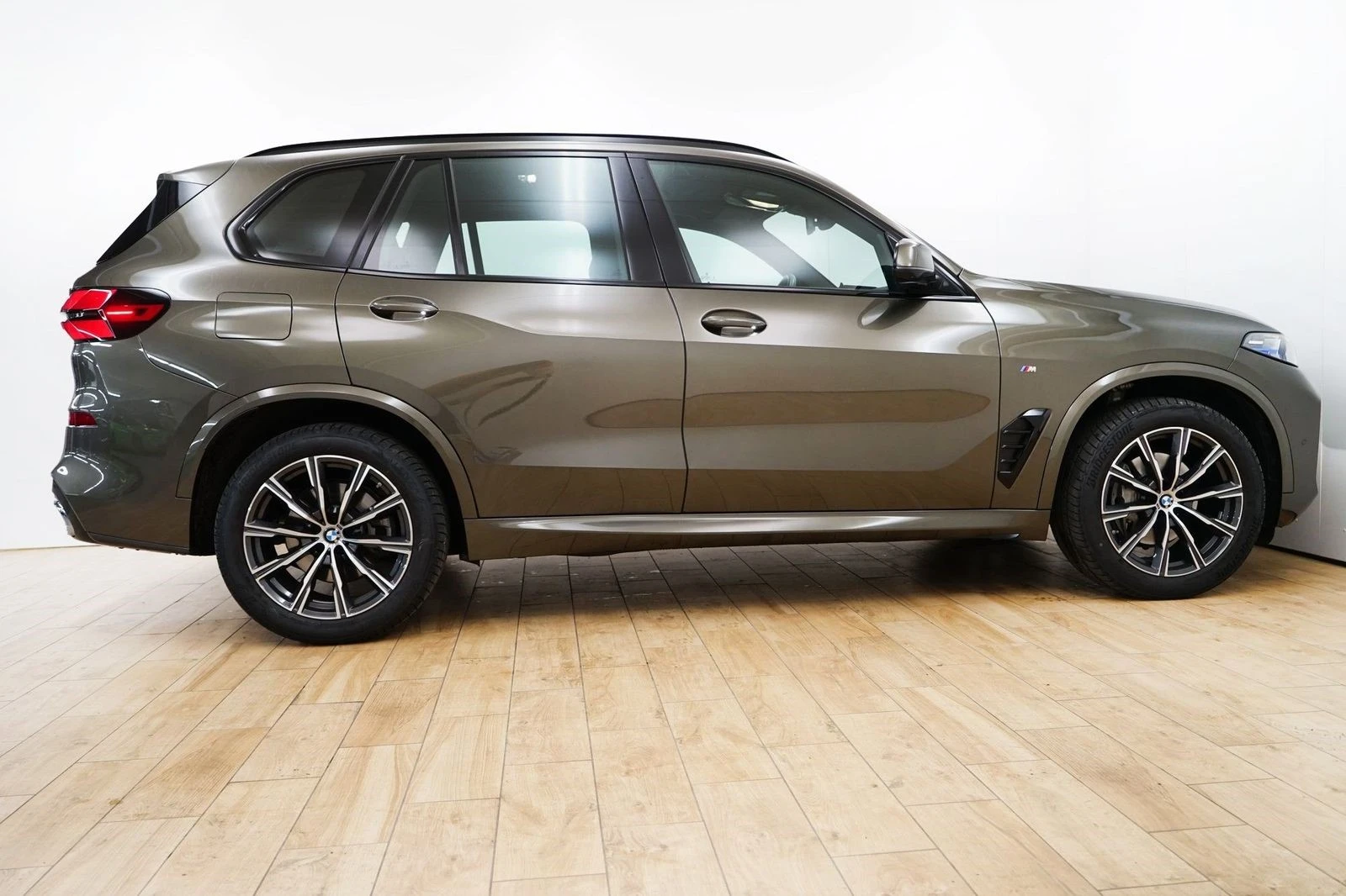 BMW X5 xDrive30d M Sport - изображение 3