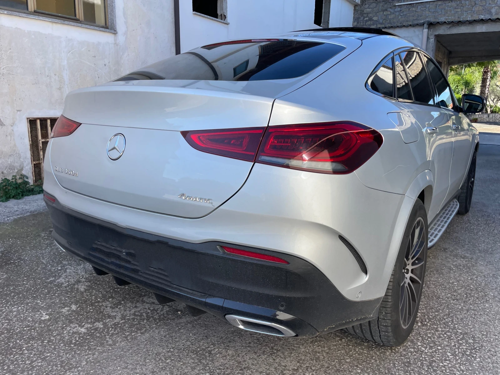 Mercedes-Benz GLE 350 d 4Matic Coupe Ultimate (200 kw) AMG  - изображение 6