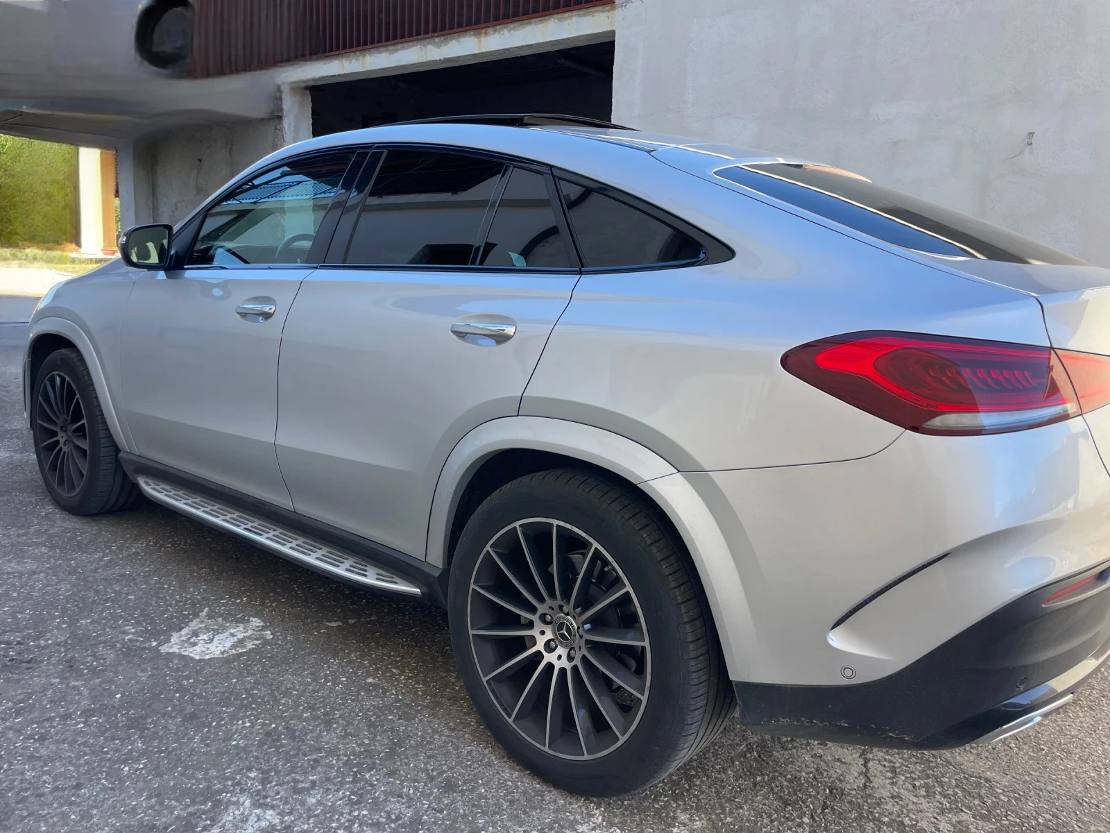 Mercedes-Benz GLE 350 d 4Matic Coupe Ultimate (200 kw) AMG  - изображение 10