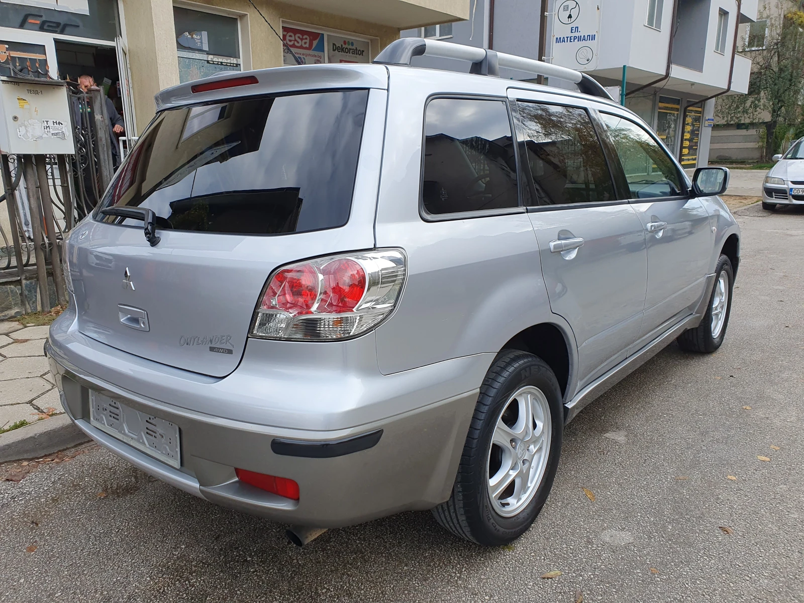Mitsubishi Outlander 2.0i / | Mobile.bg   7