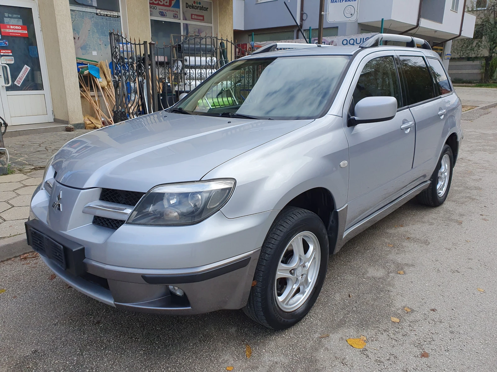 Mitsubishi Outlander 2.0i / | Mobile.bg   3