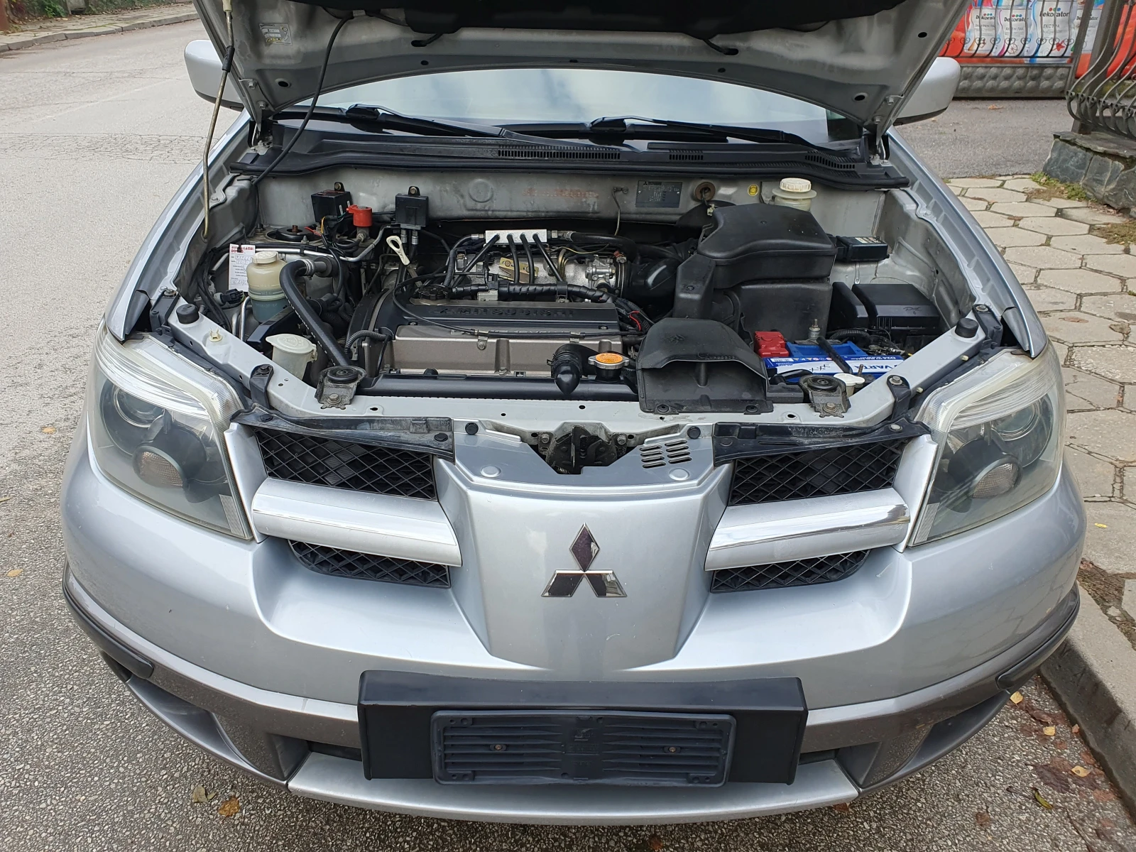 Mitsubishi Outlander 2.0i / | Mobile.bg   10