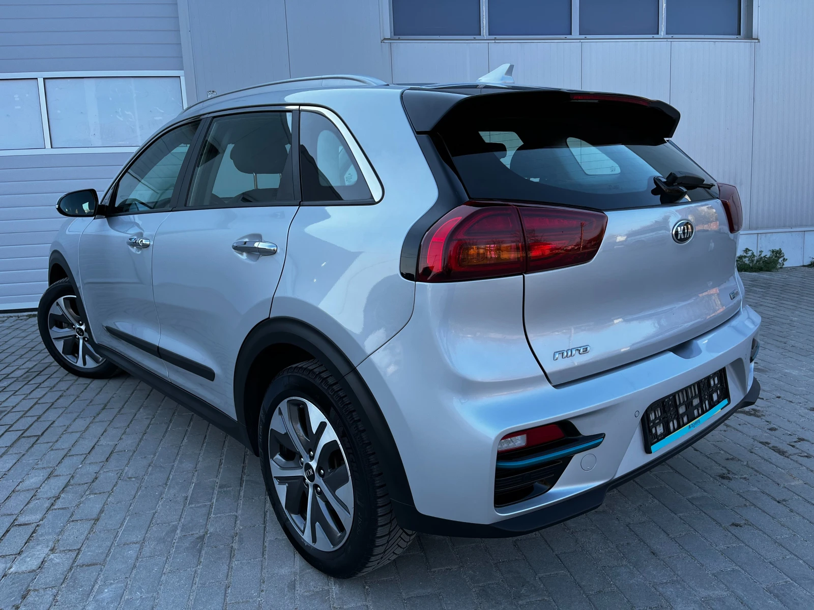 Kia Niro 64KW/h 204 k.�. SOH-100% ����� ����� Dynamic Plu | Mobile.bg � ����������� 3