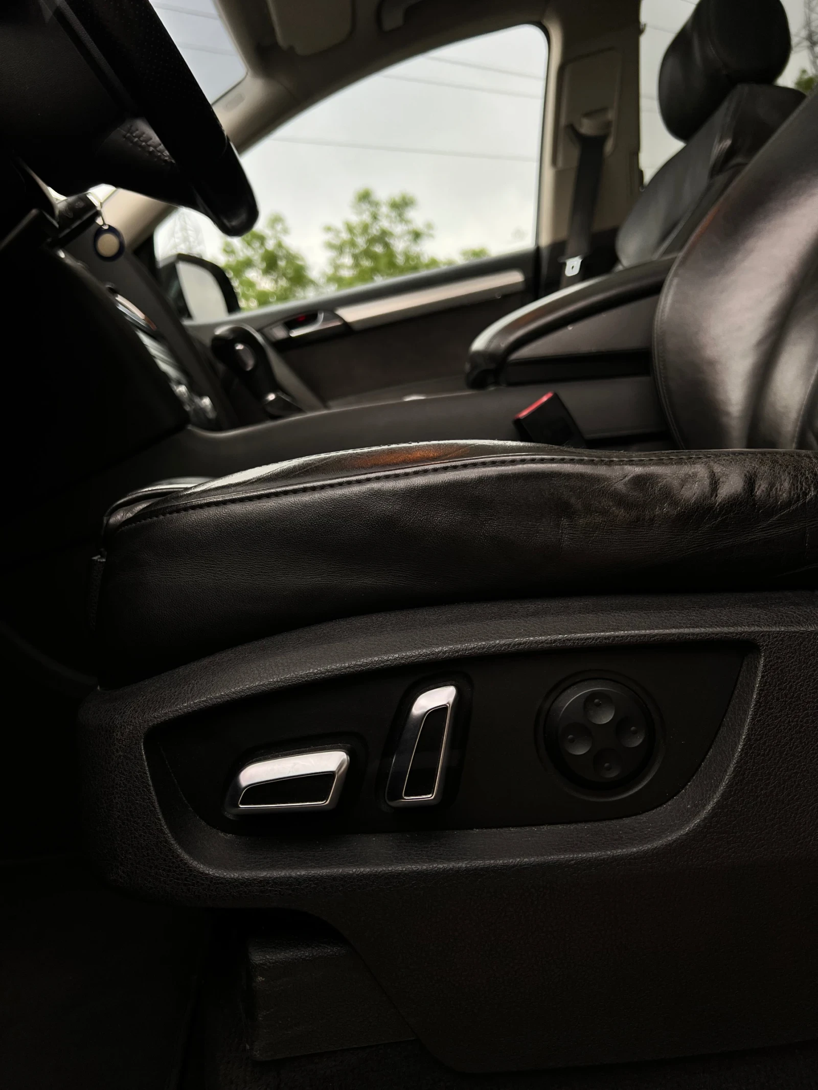 Audi Q7, снимка 9 - Автомобили и джипове - 54575374