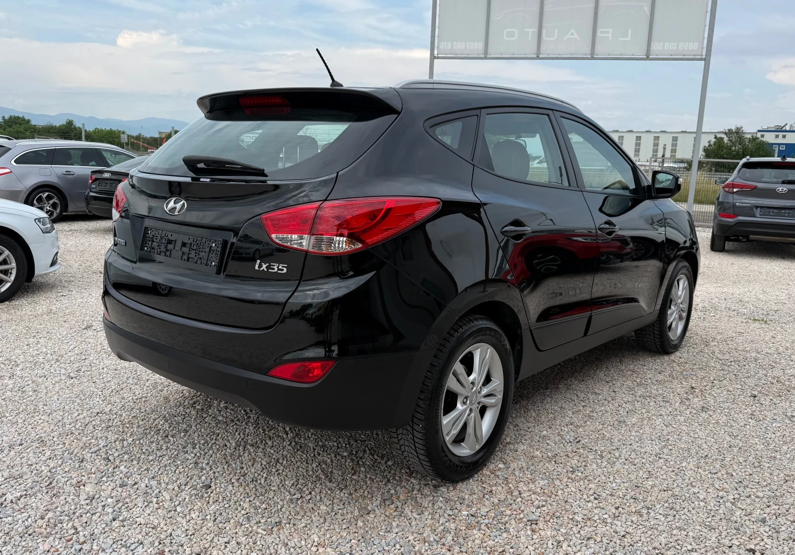 Hyundai IX35 1.6i* 135k.c* NAVI* TOP, снимка 4 - Автомобили и джипове - 54776954