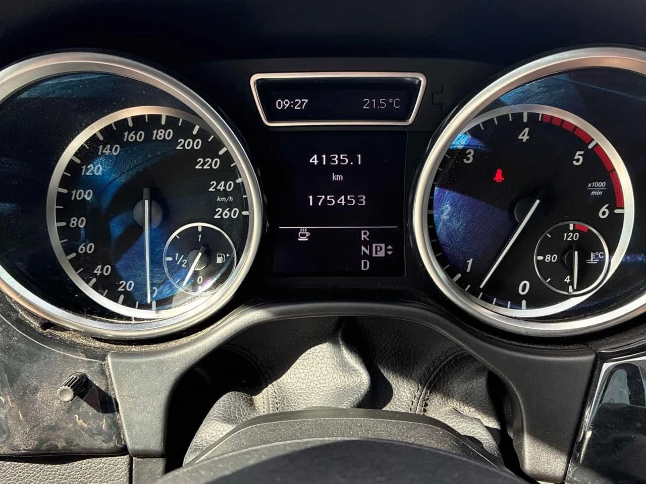 Mercedes-Benz ML 350 * BlueTEC * ГЛАВНО ПРЕДСТАВИТЕЛСТВО* , снимка 7 - Автомобили и джипове - 55044978