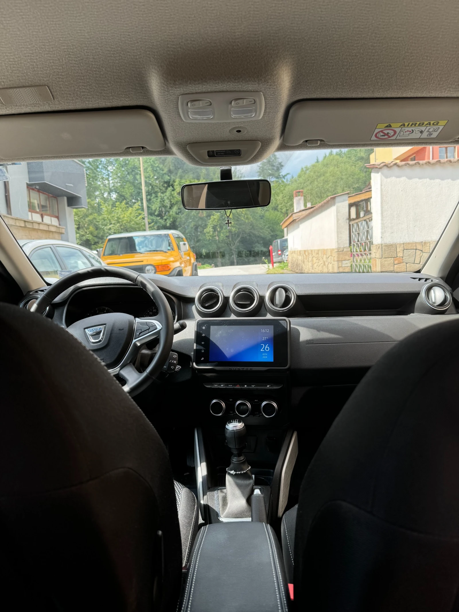 Dacia Duster 1.3 TCE 4x4, снимка 10 - Автомобили и джипове - 55585993