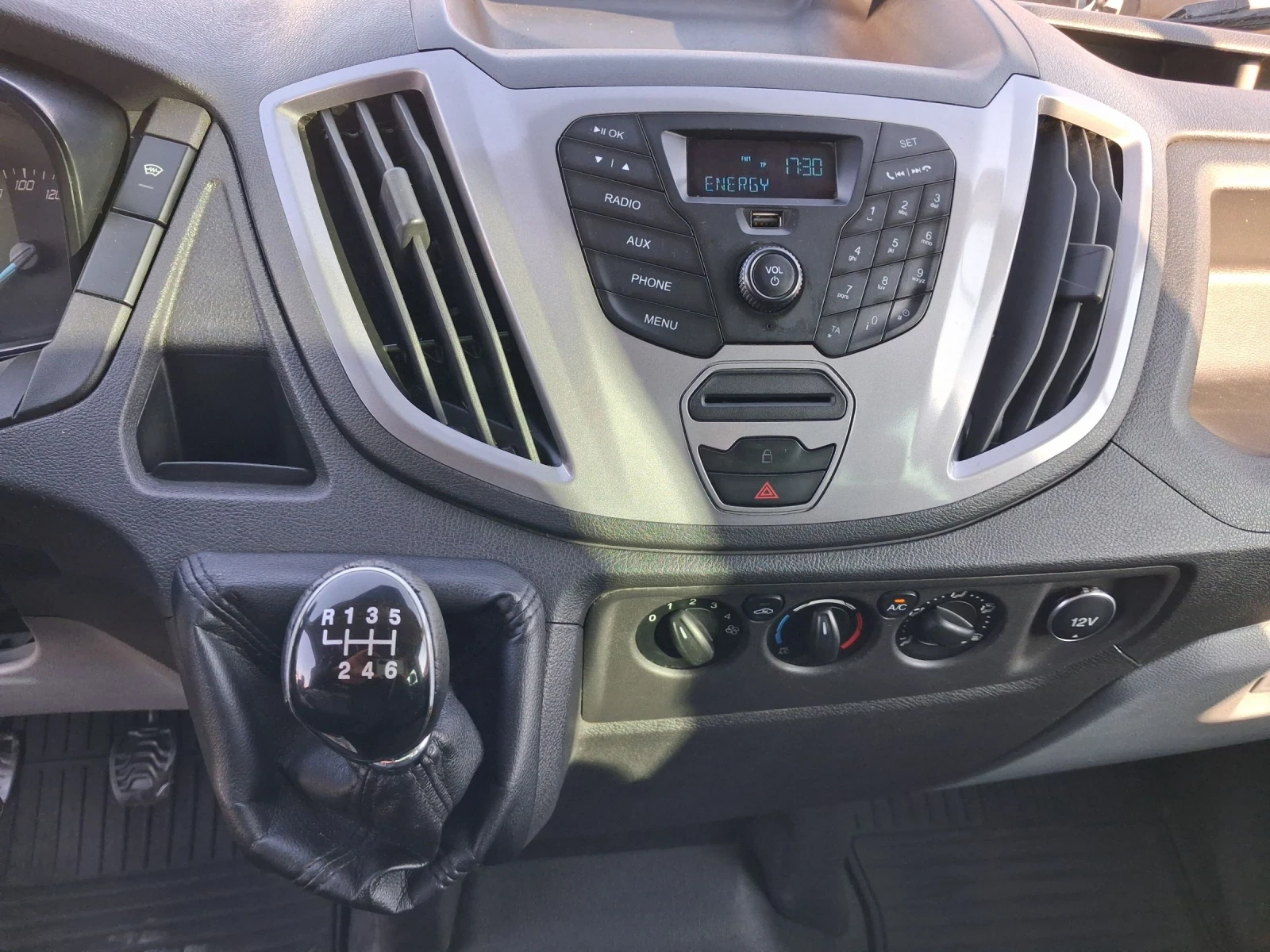 Ford Transit 2.2, 156 �.�. 9 �����, ��������, 6 ��������,  | Mobile.bg � ����������� 15