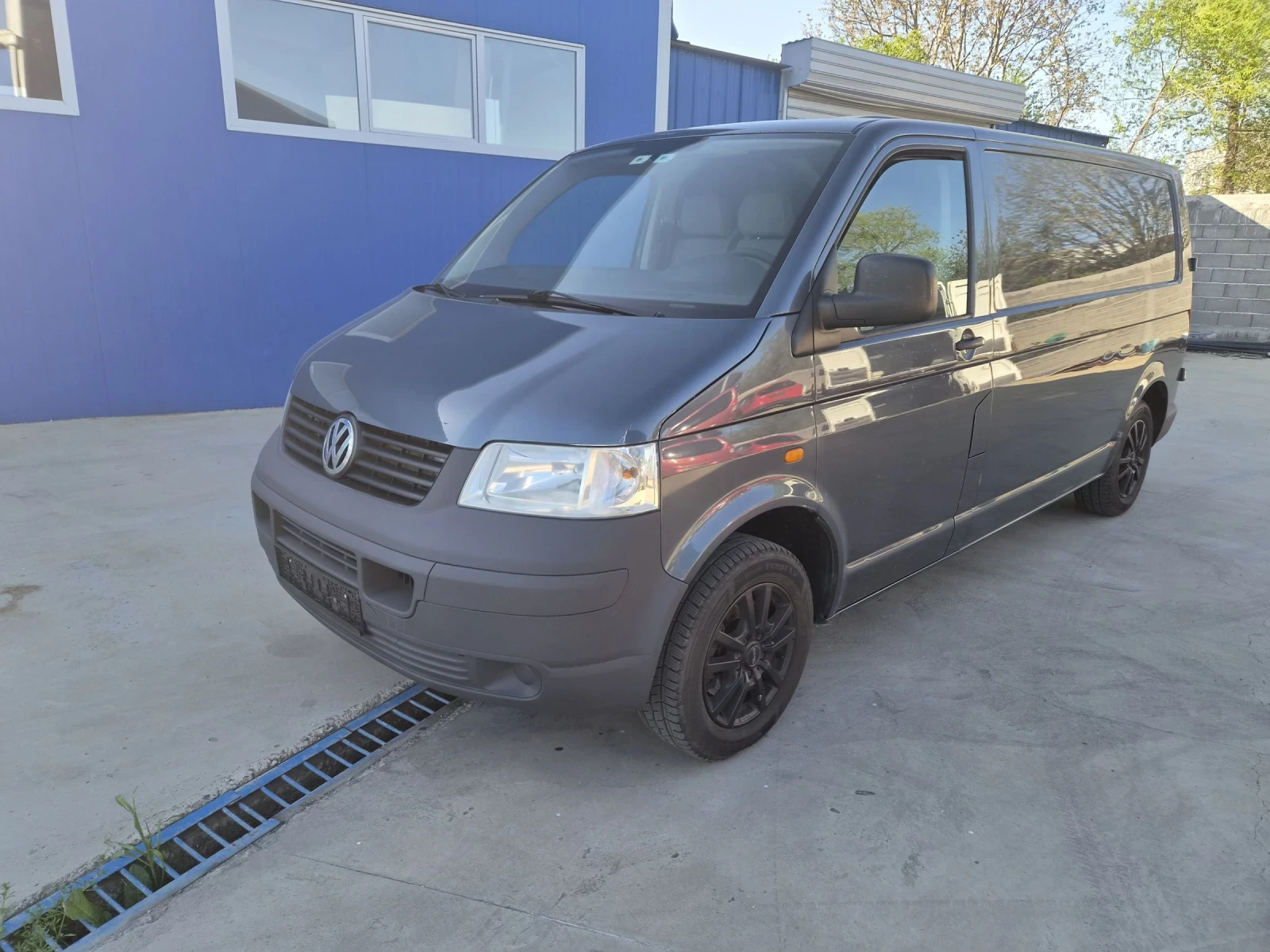VW Transporter 1.9tdi Maxxi -el.vrata, снимка 6 - Бусове и автобуси - 54320986