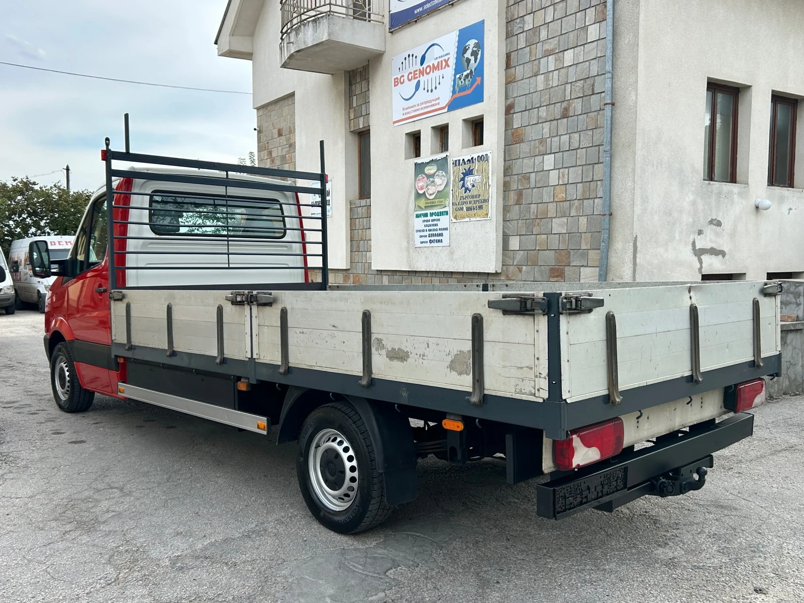 VW Crafter 2.5TDI КЛИМАТИК , снимка 6 - Бусове и автобуси - 56226337