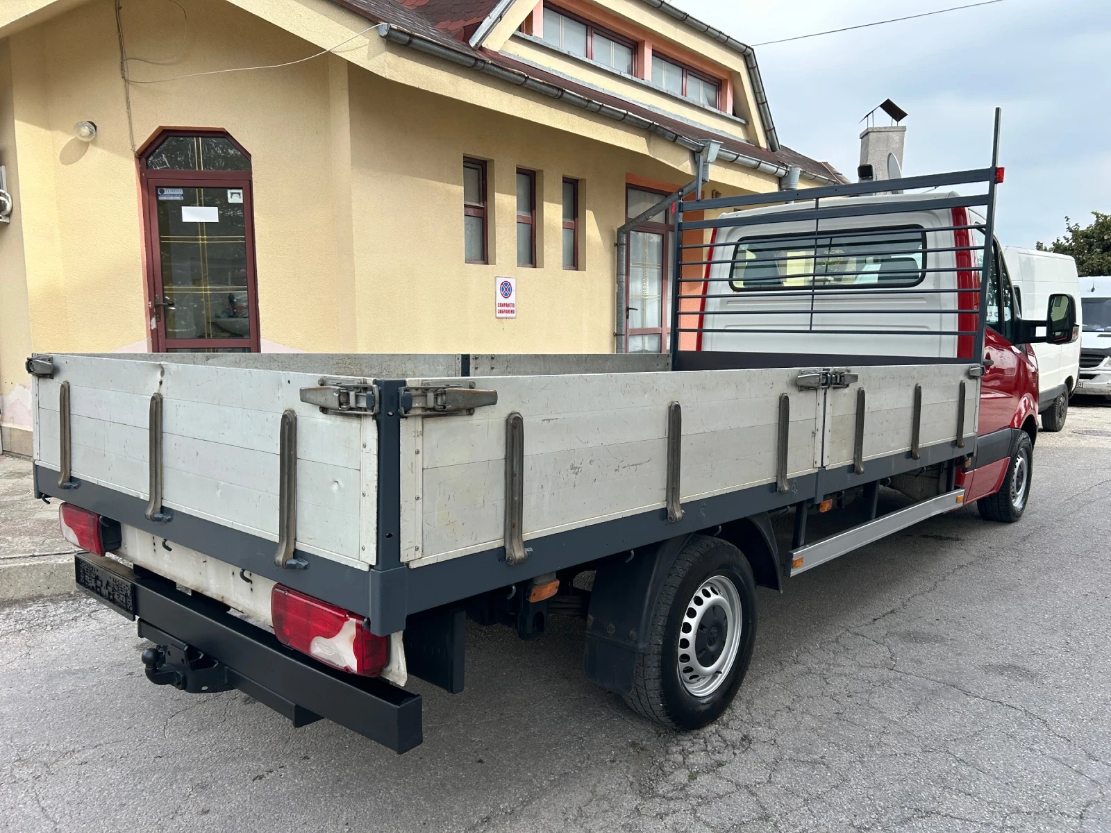 VW Crafter 2.5TDI КЛИМАТИК , снимка 5 - Бусове и автобуси - 56226337