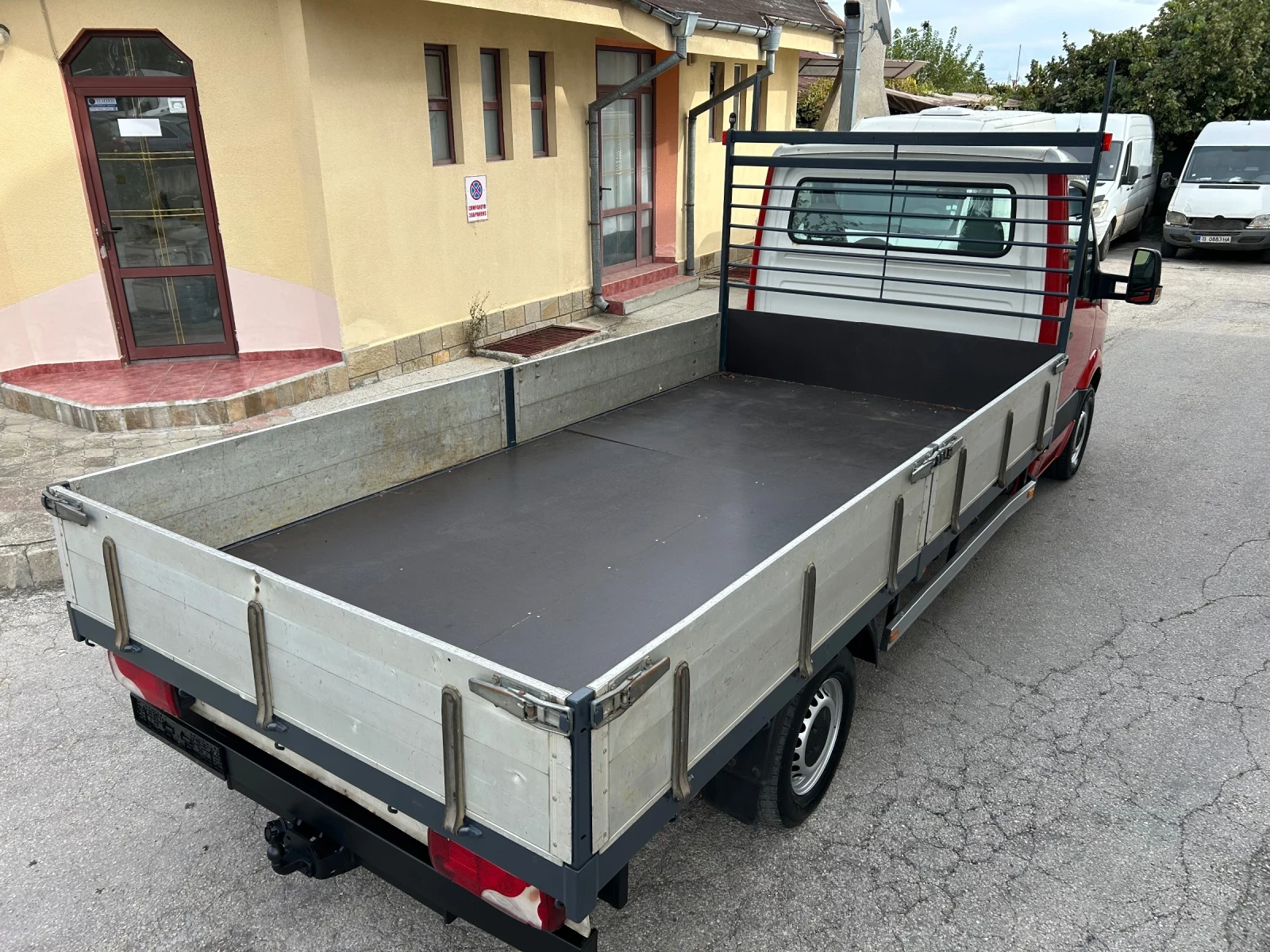 VW Crafter 2.5TDI КЛИМАТИК , снимка 8 - Бусове и автобуси - 56226337