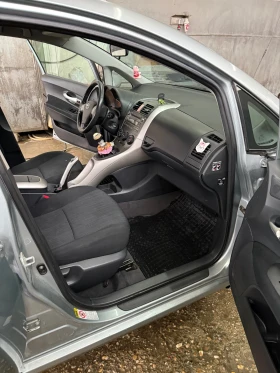 Toyota Auris, снимка 8