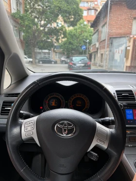 Toyota Auris, снимка 8
