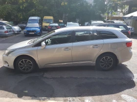 Toyota Avensis 2.2 D4D, снимка 2