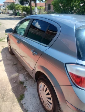 Opel Astra, снимка 2