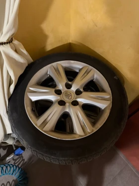 Toyota Auris - 5500 € / 10757.07 лв. - 91208319 11