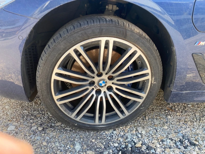 BMW 530E 530E M-Packet, снимка 2 - Автомобили и джипове - 25746977