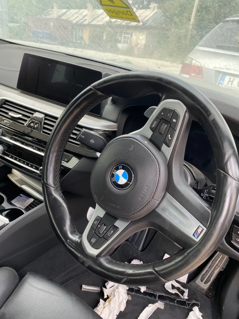 BMW 530E 530E M-Packet, снимка 4 - Автомобили и джипове - 25746977