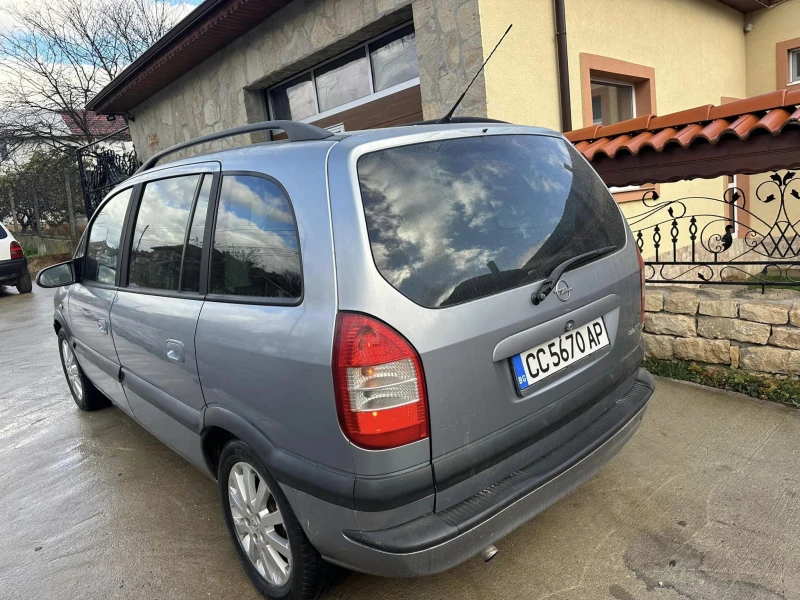 Opel Zafira 2.2DTI, снимка 9 - Автомобили и джипове - 45557566