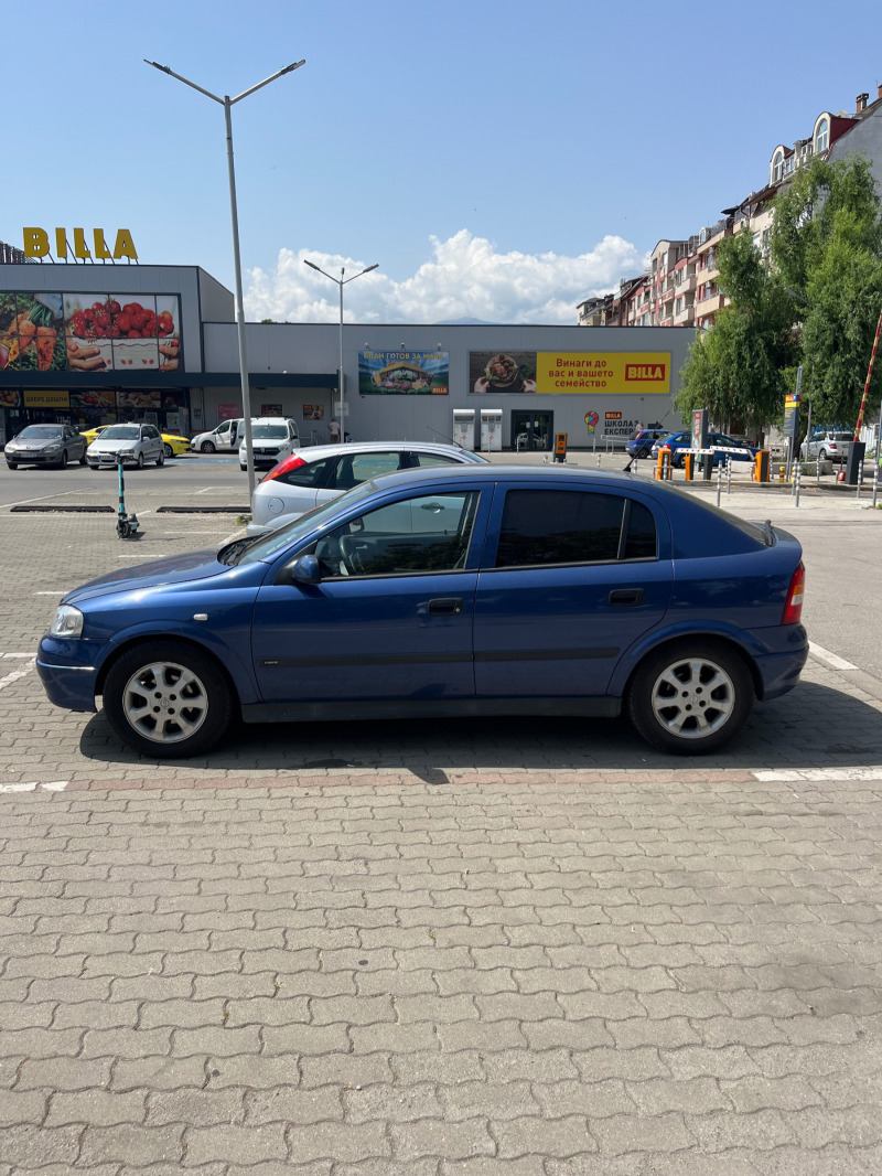 Opel Astra, снимка 4 - Автомобили и джипове - 46372378