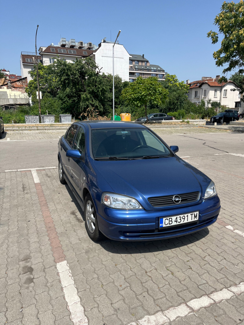 Opel Astra, снимка 2 - Автомобили и джипове - 46372378