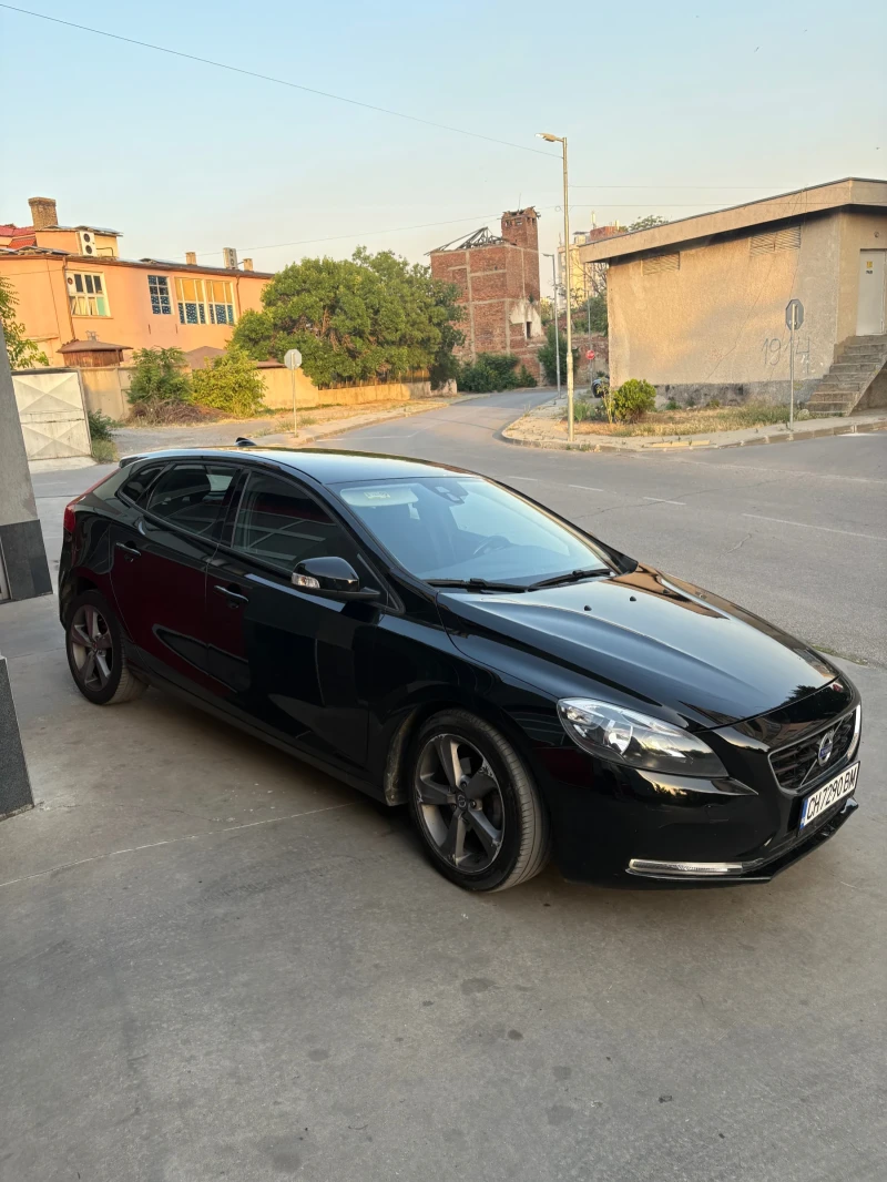 Volvo V40 D2 1, 6hdi 115hp 132, 000KM , снимка 4 - Автомобили и джипове - 52382402