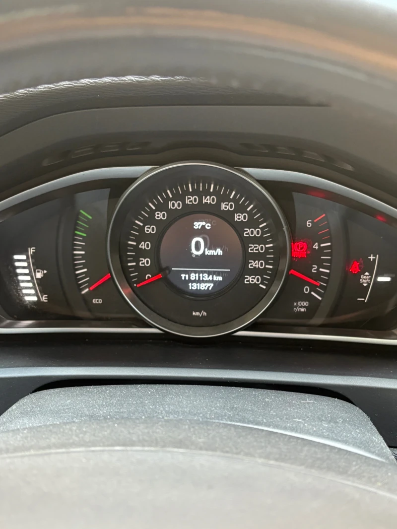 Volvo V40 D2 1, 6hdi 115hp 132, 000KM , снимка 15 - Автомобили и джипове - 52382402