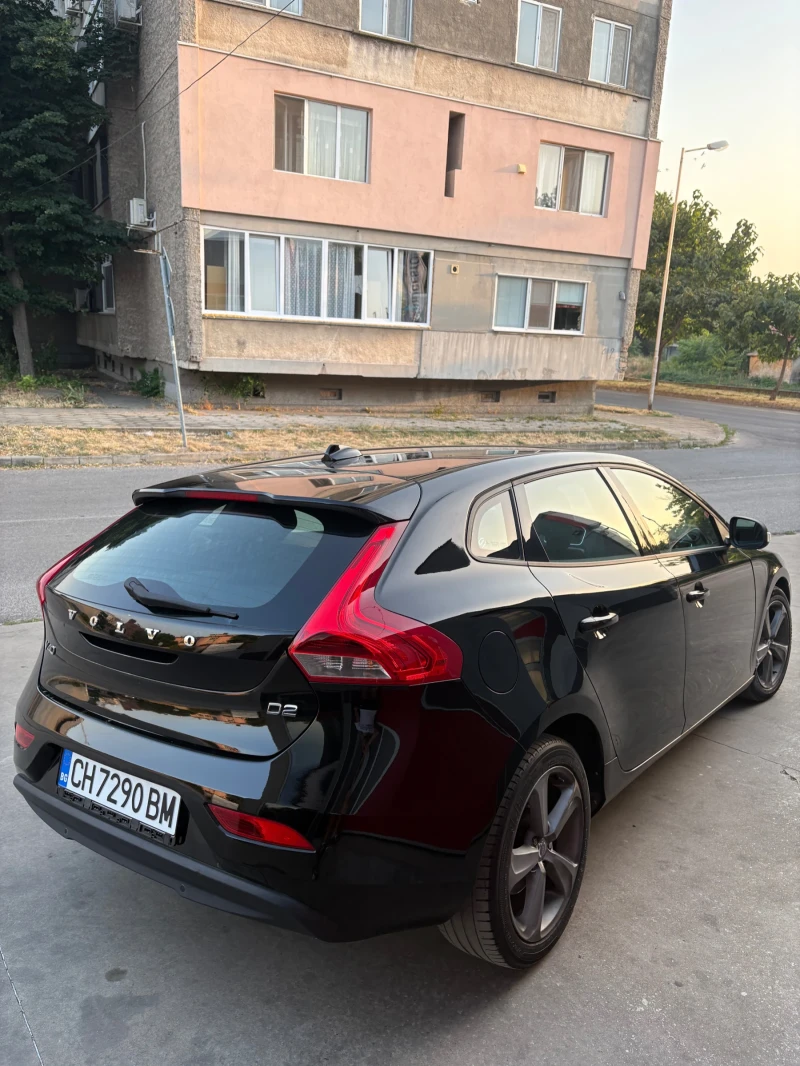 Volvo V40 D2 1, 6hdi 115hp 132, 000KM , снимка 3 - Автомобили и джипове - 52382402