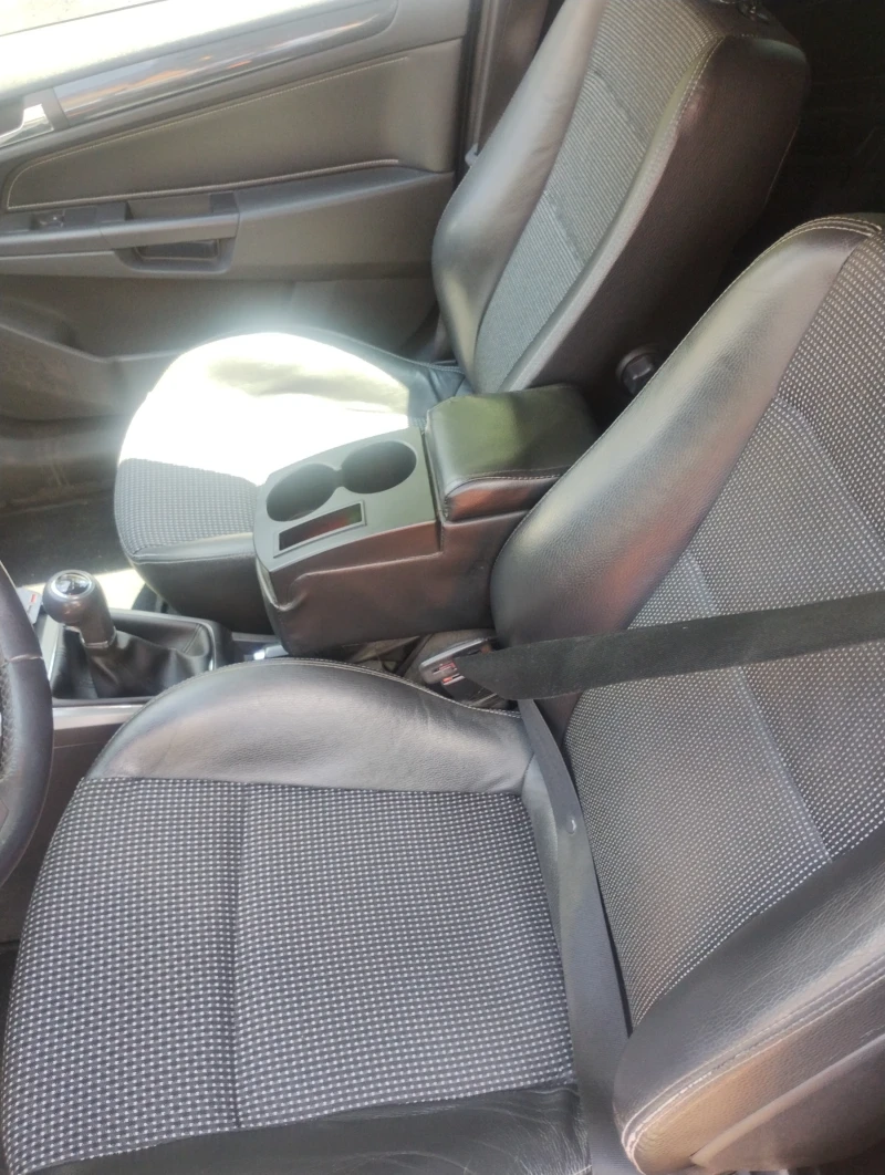 Opel Astra, снимка 7 - Автомобили и джипове - 52637856