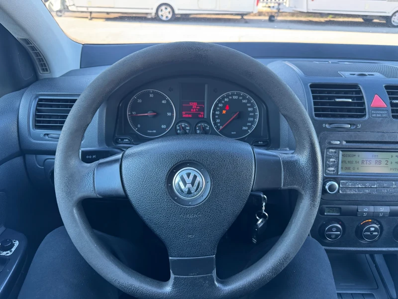 VW Golf 1.9TDI , снимка 11 - Автомобили и джипове - 52928680