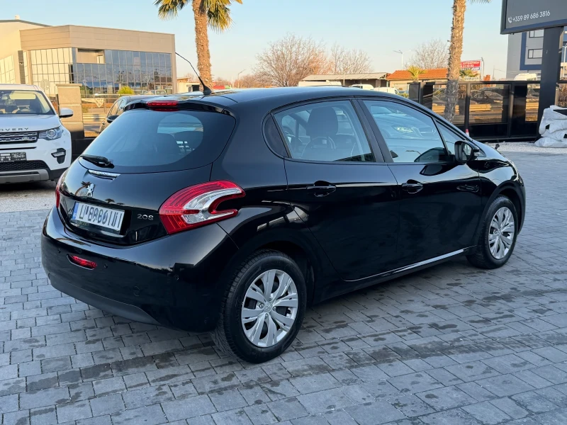 Peugeot 208 1, 2 i Klima Перфектна, снимка 4 - Автомобили и джипове - 53169329