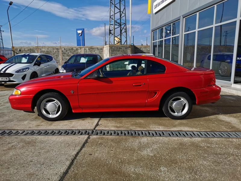 Ford Mustang Coupe 3.8 V6, снимка 2 - Автомобили и джипове - 44372202