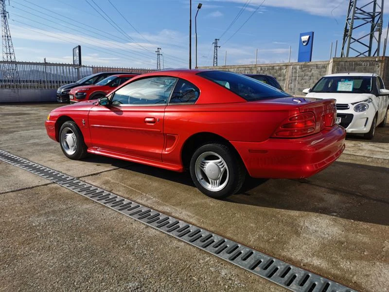 Ford Mustang Coupe 3.8 V6, снимка 3 - Автомобили и джипове - 44372202