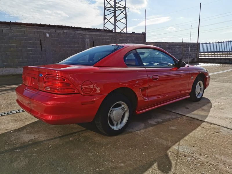 Ford Mustang Coupe 3.8 V6, снимка 5 - Автомобили и джипове - 44372202