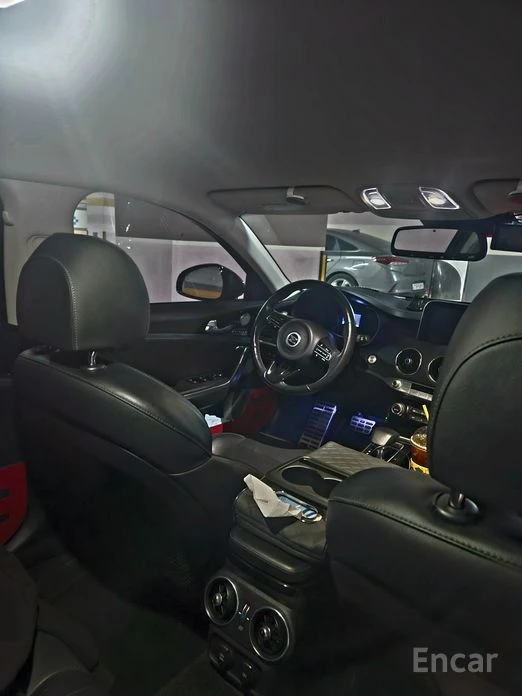 Kia Stinger, снимка 9 - Автомобили и джипове - 53609820