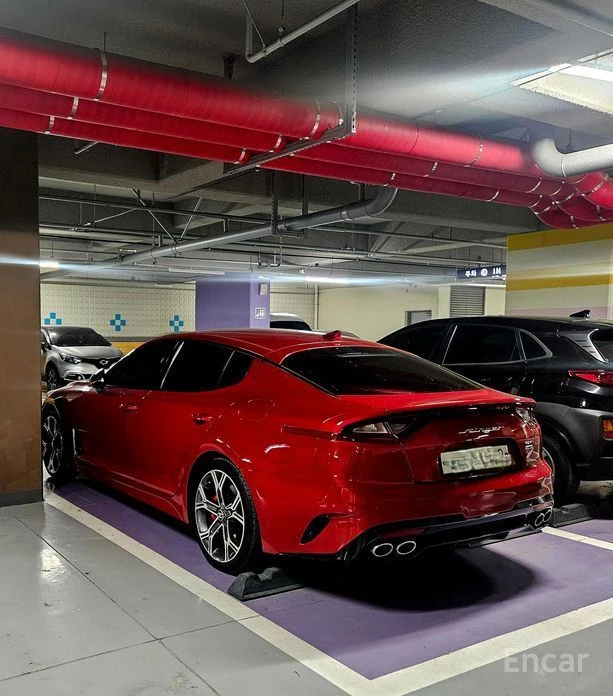 Kia Stinger, снимка 2 - Автомобили и джипове - 53609820