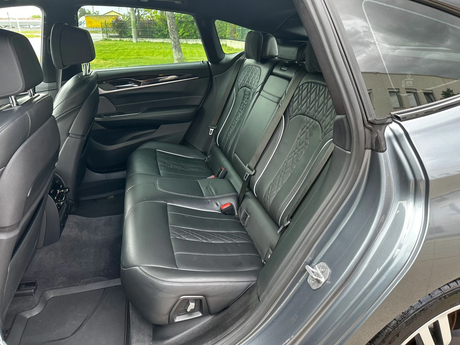 BMW 6 GT 640 XDRIVE/ M-PACKAGE / SHADOW LINE / AIR  | Mobile.bg   15