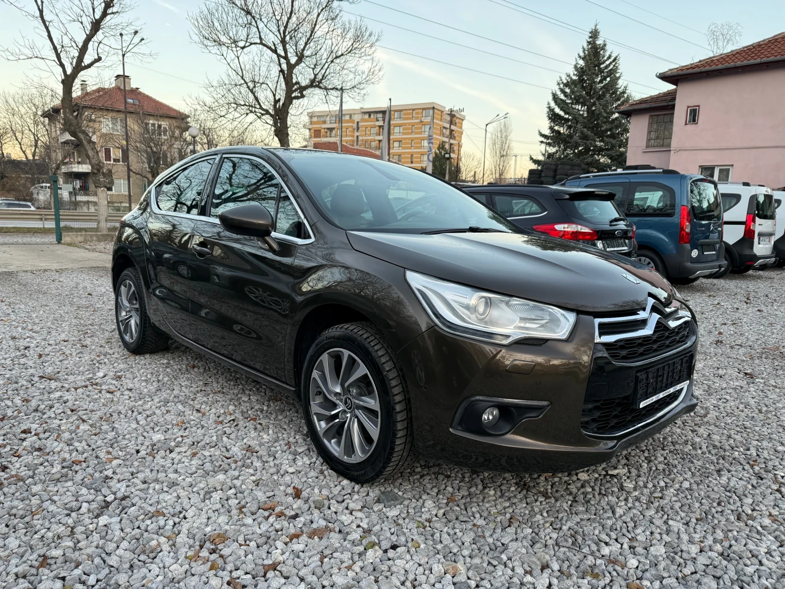 Citroen DS4 1.6i THP - EURO5a - НАВИГАЦИЯ -  СУПЕР СЪСТОНИЕ! - изображение 3