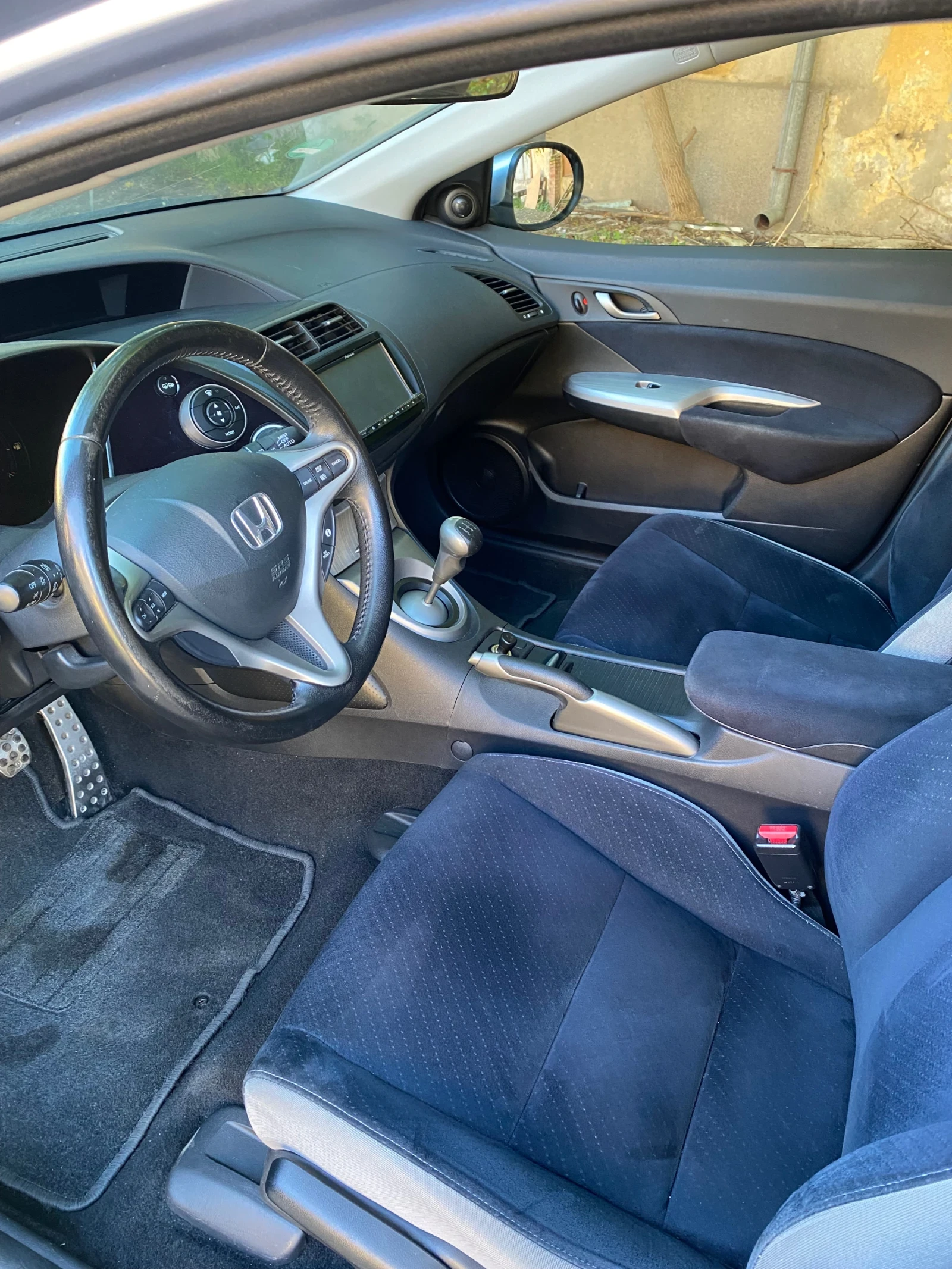 Honda Civic 1.8 i-vtec - изображение 9