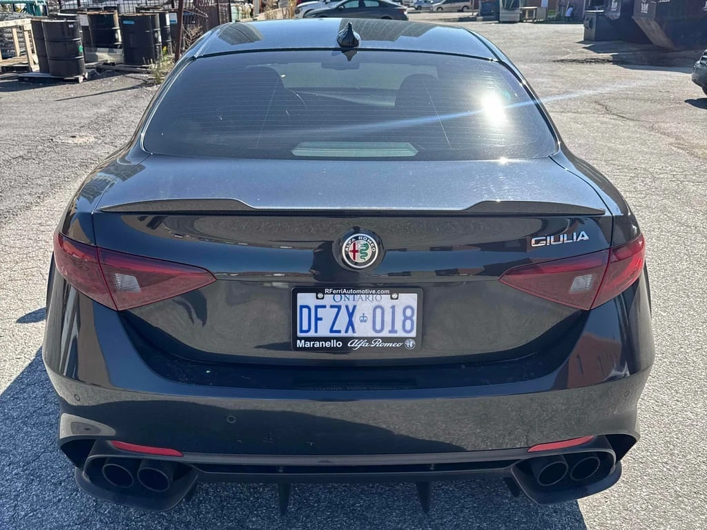Alfa Romeo Giulia * Quadrifoglio * CARFAX * БЕЗ ПЪРВОНАЧАЛНА ВНОСКА - изображение 4