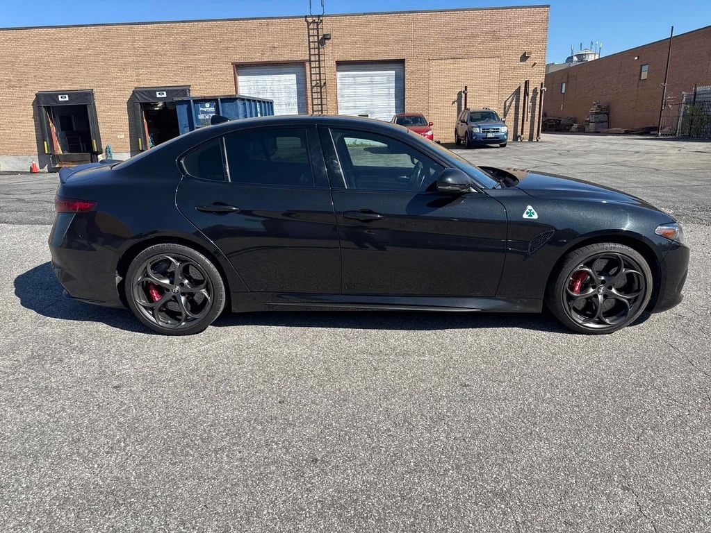 Alfa Romeo Giulia * Quadrifoglio * CARFAX * БЕЗ ПЪРВОНАЧАЛНА ВНОСКА - изображение 3