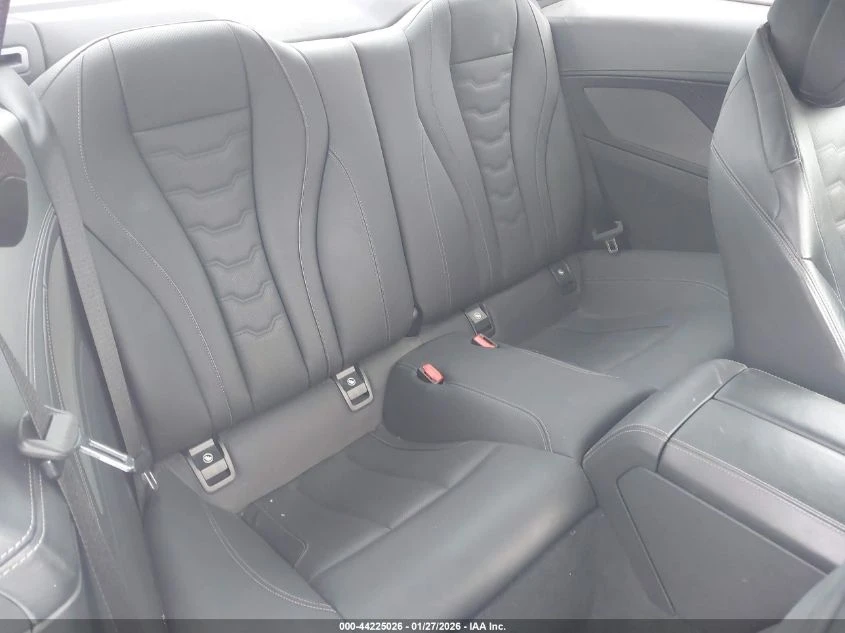 BMW 850 4.4l MI xDrive - изображение 8