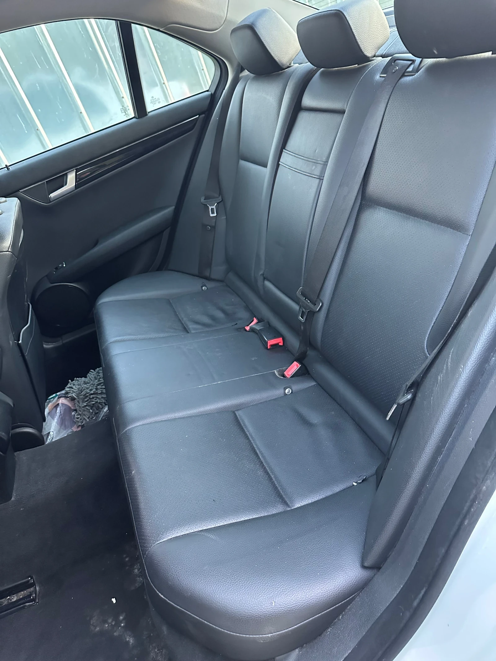 Mercedes-Benz C 220 Cdi десен волан, снимка 7 - Автомобили и джипове - 54317906